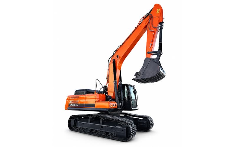 O inimigo do Hard Rock na mineração! A DX370PC-9 (escavadeira de 35,6 toneladas): Limpe uma seção inteira da mina em um dia.